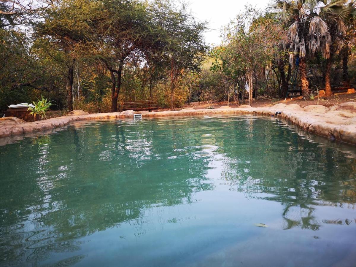 Nthakeni Bush & River Camp Pafuri Gate Ngoại thất bức ảnh